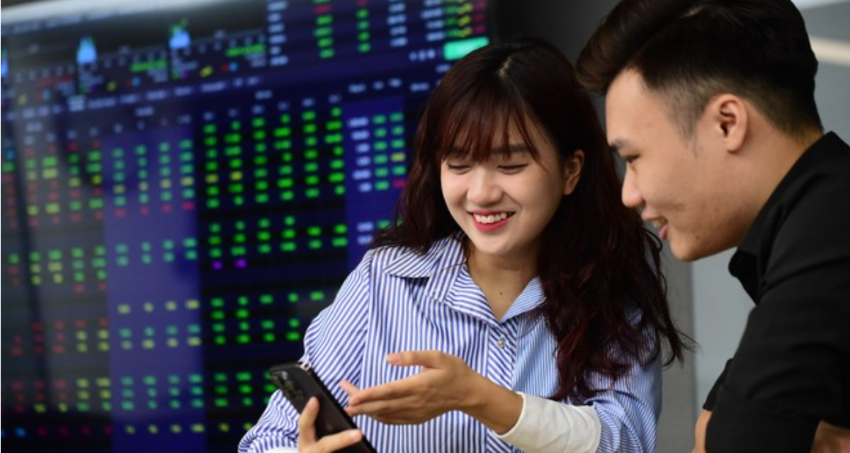 Chứng kho&aacute;n đ&oacute;n t&iacute;n hiệu t&iacute;ch cực trong th&aacute;ng 3, cơ hội mở ra cho VN-Index