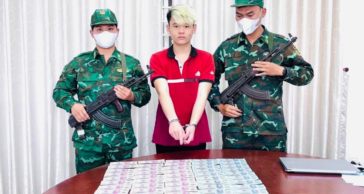 Ph&aacute; đường d&acirc;y tiền giả từ ph&ograve;ng trọ thanh thiếu ni&ecirc;n 2010, h&eacute; lộ thủ đoạn tinh vi g&acirc;y r&uacute;ng động TP.HCM