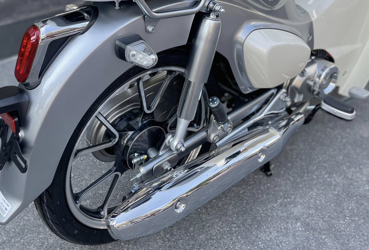 Tin xe m&aacute;y 11/2: &lsquo;Huyền thoại xe số&rsquo; 125cc của Honda về Việt Nam, đẳng cấp hơn cả Future, gi&aacute; dễ mua