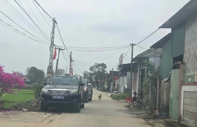 T&igrave;nh tiết mới vụ con cầm dao uy hiếp bố đẻ ở Nghệ An: Ho&agrave;n cảnh gia đ&igrave;nh đặc biệt, t&acirc;m l&yacute; bất ổn