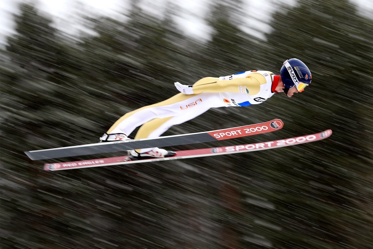 M&ocirc;n thể thao kỳ lạ nhất Olympic m&ugrave;a Đ&ocirc;ng, phụ nữ kh&ocirc;ng được ph&eacute;p thi đấu