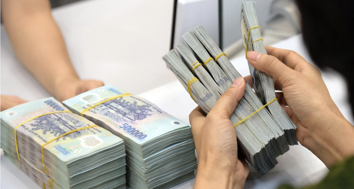 Ng&acirc;n h&agrave;ng rục rịch tăng l&atilde;i suất trước Tết: Gửi ở đ&acirc;u hưởng cao nhất?