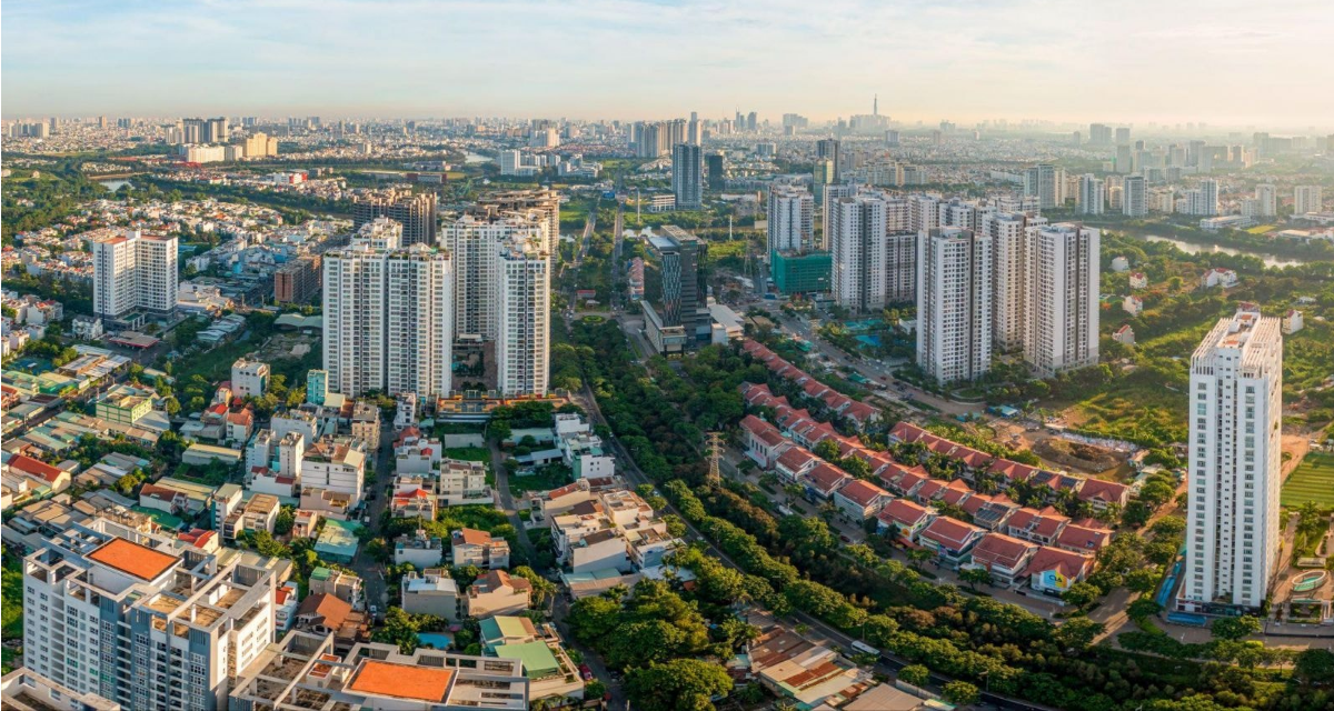 Khi c&aacute;c ng&agrave;nh &lsquo;đứng ngo&agrave;i cuộc&rsquo;, bất động sản vẫn dẫn dắt thị trường tr&aacute;i phiếu