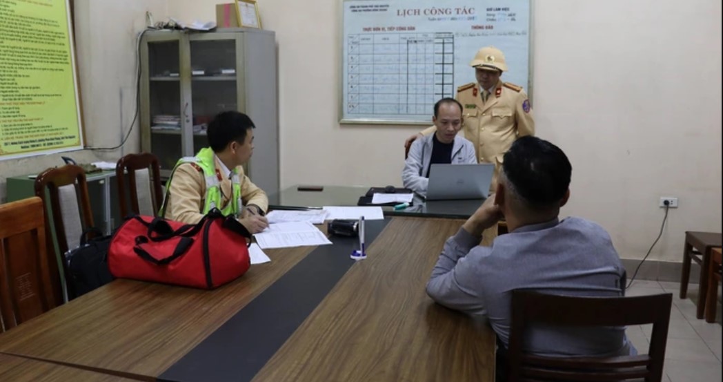 T&igrave;nh tiết kh&oacute; tin vụ người đ&agrave;n &ocirc;ng tự trộm xe của m&igrave;nh ở Th&aacute;i Nguy&ecirc;n, h&eacute; lộ l&yacute; do đằng sau?