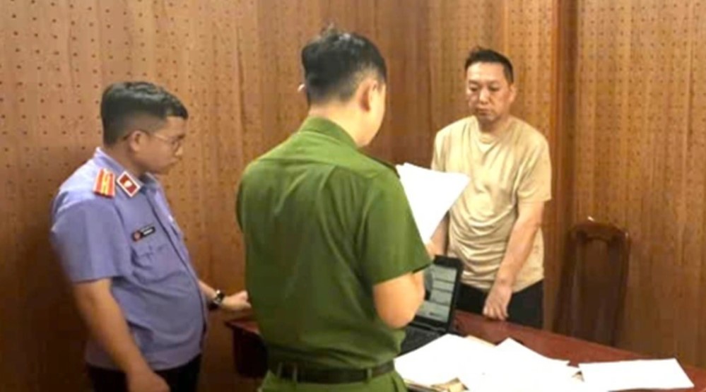 Đ&agrave; Nẵng: Cảnh s&aacute;t h&igrave;nh sự c&ocirc;ng bố tin n&oacute;ng vụ người nước ngo&agrave;i trộm cắp số tiền lớn