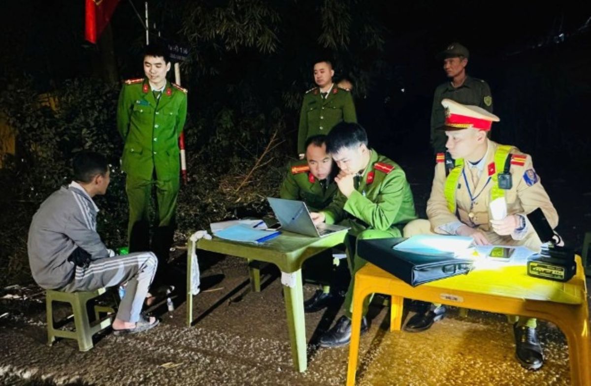 T&ocirc;ng CSGT khi bỏ chạy khỏi chốt đo nồng độ cồn, người đ&agrave;n &ocirc;ng lĩnh hậu quả nặng