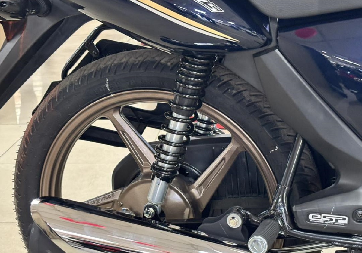 Tin xe hot m&ugrave;ng 3 Tết: Honda mở b&aacute;n &lsquo;huyền thoại c&ocirc;n tay&rsquo; 125cc chất hơn Winner R, gi&aacute; 21 triệu đồng