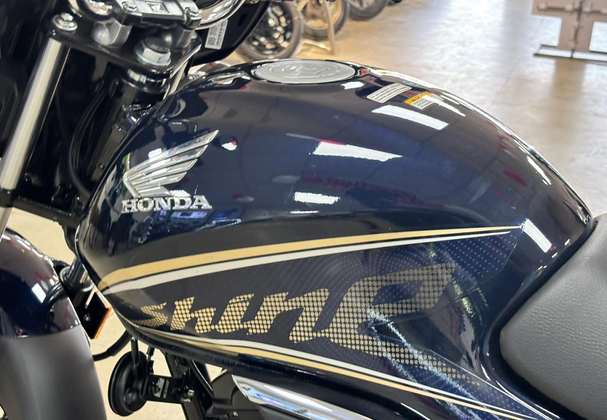 Honda ch&iacute;nh thức mở b&aacute;n &lsquo;huyền thoại c&ocirc;n tay&rsquo; 125cc mới gi&aacute; 21,5 triệu đồng: Chất hơn Yamaha Exciter