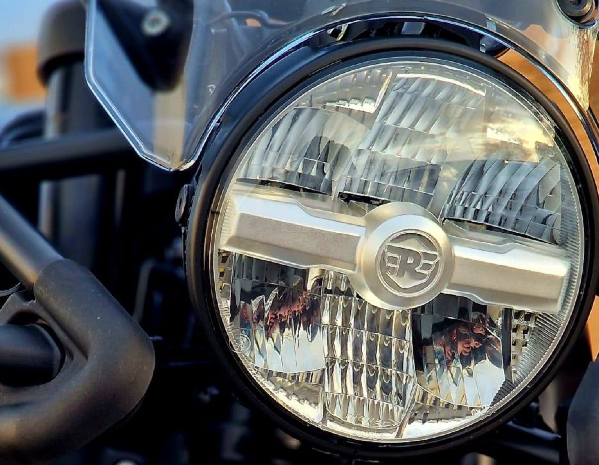 &lsquo;Huyền thoại b&oacute;ng đ&ecirc;m&rsquo; của Anh quốc ch&iacute;nh thức ra mắt: Đẹp hơn Honda Winner R v&agrave; Exciter, gi&aacute; dễ mua