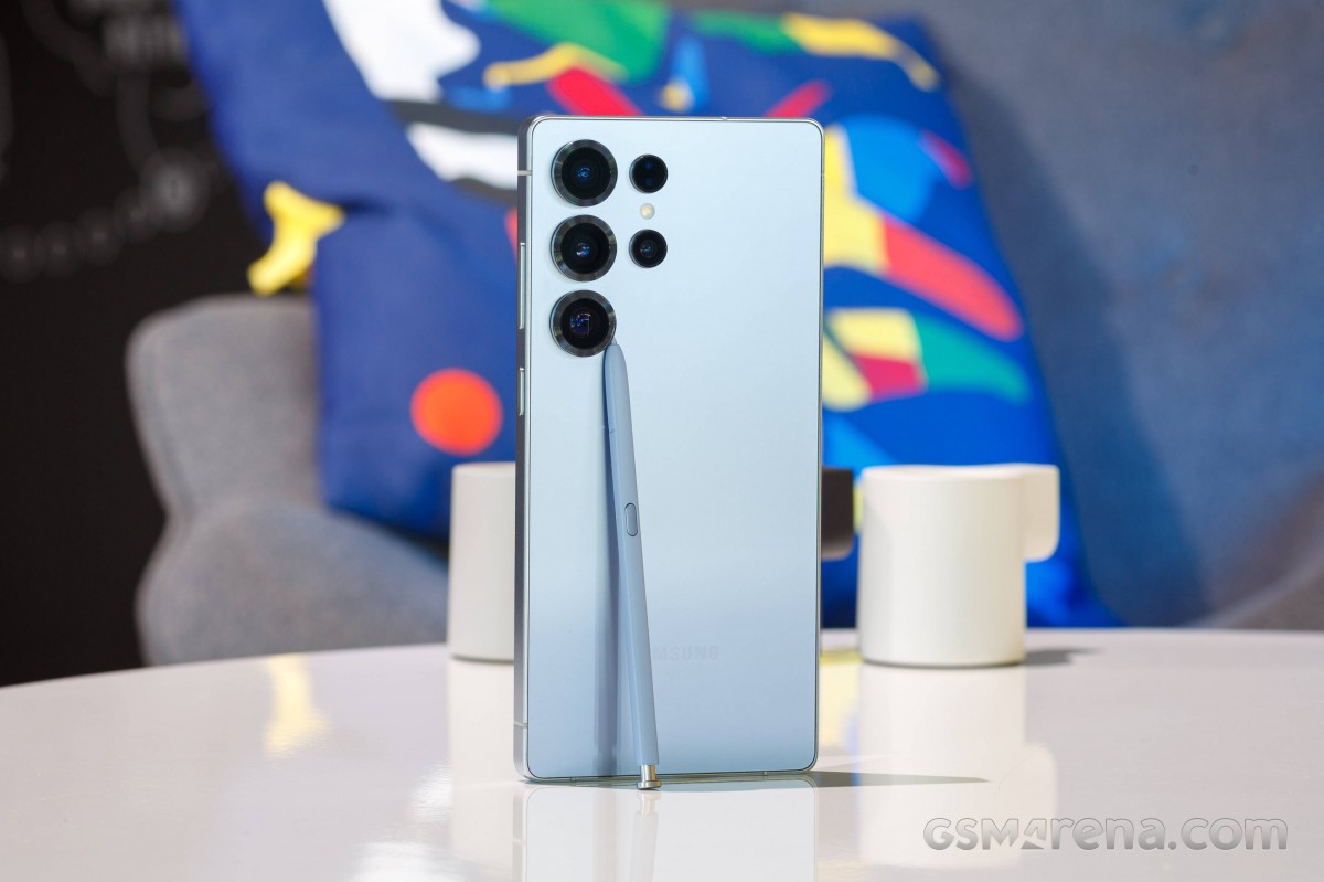 Galaxy S25 Ultra vẫn l&agrave; m&atilde;nh hổ Android, gi&aacute; đang rẻ kỷ lục khai xu&acirc;n đ&oacute;n Galaxy S26 Ultra