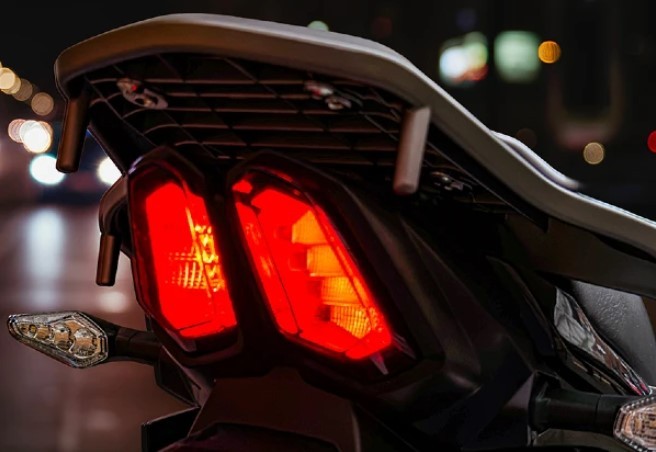 Tin hot 20/2: Qu&ecirc;n Honda Winner R đi, Suzuki ra mắt \'vua c&ocirc;n tay\' mới xịn như Yamaha Exciter, gi&aacute; rẻ