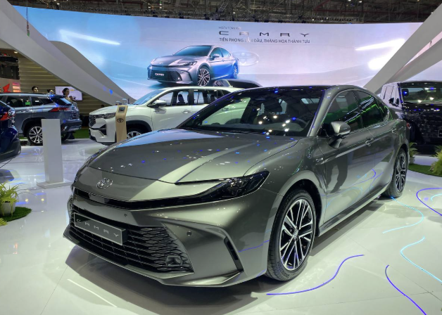 Điểm tin &ocirc; t&ocirc; Mồng 6 Tết: Accord v&agrave; Camry lọt top sedan gia đ&igrave;nh đ&aacute;ng mua, MG7 chuyển sang xe điện