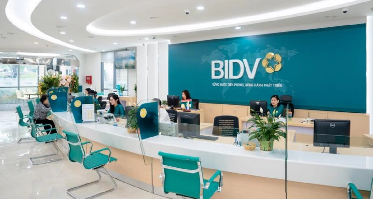 Ng&acirc;n h&agrave;ng lớn nhất Việt Nam b&aacute;o l&atilde;i gần 3.000 tỷ ngay th&aacute;ng đầu năm