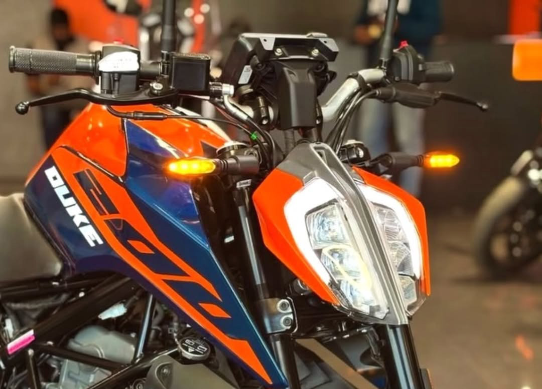 Khắc chế Yamaha Exciter, &lsquo;vua c&ocirc;n tay&rsquo; 200cc mới &lsquo;n&eacute;t&rsquo; hơn Honda Winner R mở b&aacute;n gi&aacute; 48 triệu đồng