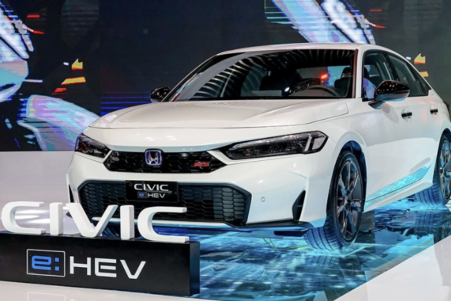 Điểm tin &ocirc; t&ocirc; 24/2: Honda Civic được &lsquo;hybrid h&oacute;a&rsquo;, Lynk & Co 03 về đại l&yacute;, Subaru sắp c&oacute; b&aacute;n tải mới