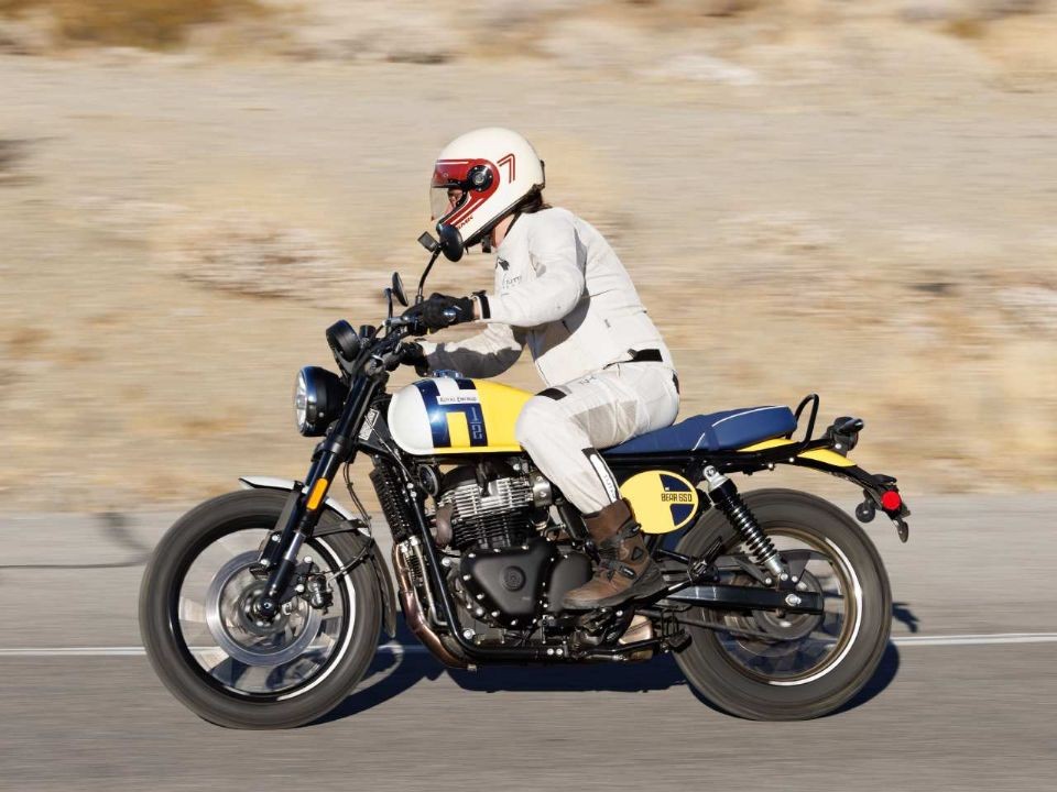 &lsquo;Vua c&ocirc;n tay&rsquo; mới của Anh ra mắt với gi&aacute; rẻ, động cơ mạnh '&aacute;p đảo' Yamaha Exciter v&agrave; Honda Winner R ảnh 8