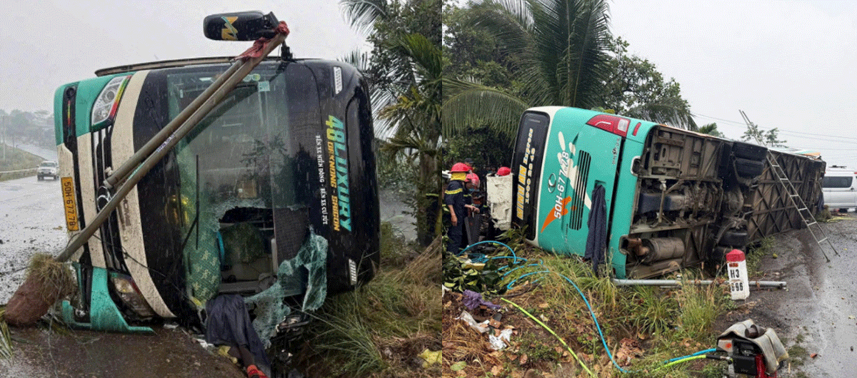 Hiện trường xe kh&aacute;ch chở 32 người lật khiến 3 người thương vong, nguy&ecirc;n nh&acirc;n ban đầu g&acirc;y tai nạn?