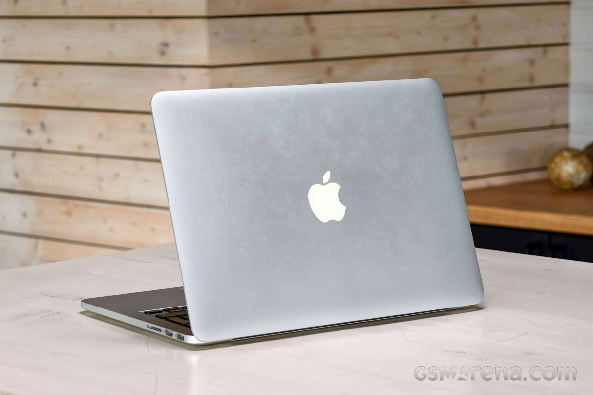 Apple sắp tạo &ldquo;c&uacute; sốc&rdquo; mới cho laptop: MacBook cảm ứng k&egrave;m Dynamic Island lần đầu lộ diện