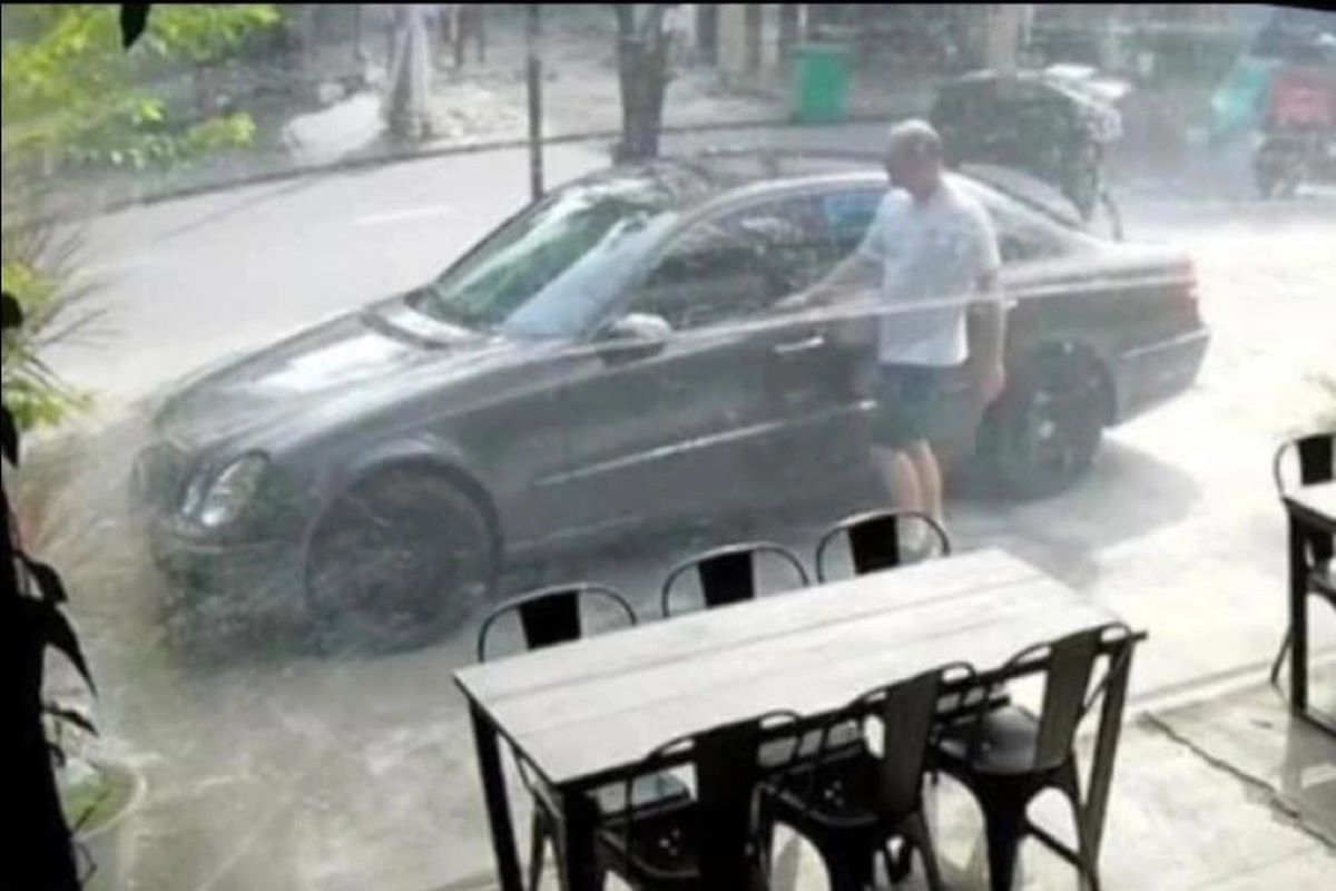 Tr&iacute;ch xuất camera vụ đậu xe trước hẻm bị cuỗm ở Đ&agrave; Nẵng: H&eacute; lộ nghi phạm v&agrave; h&agrave;nh tr&igrave;nh tẩu tho&aacute;t