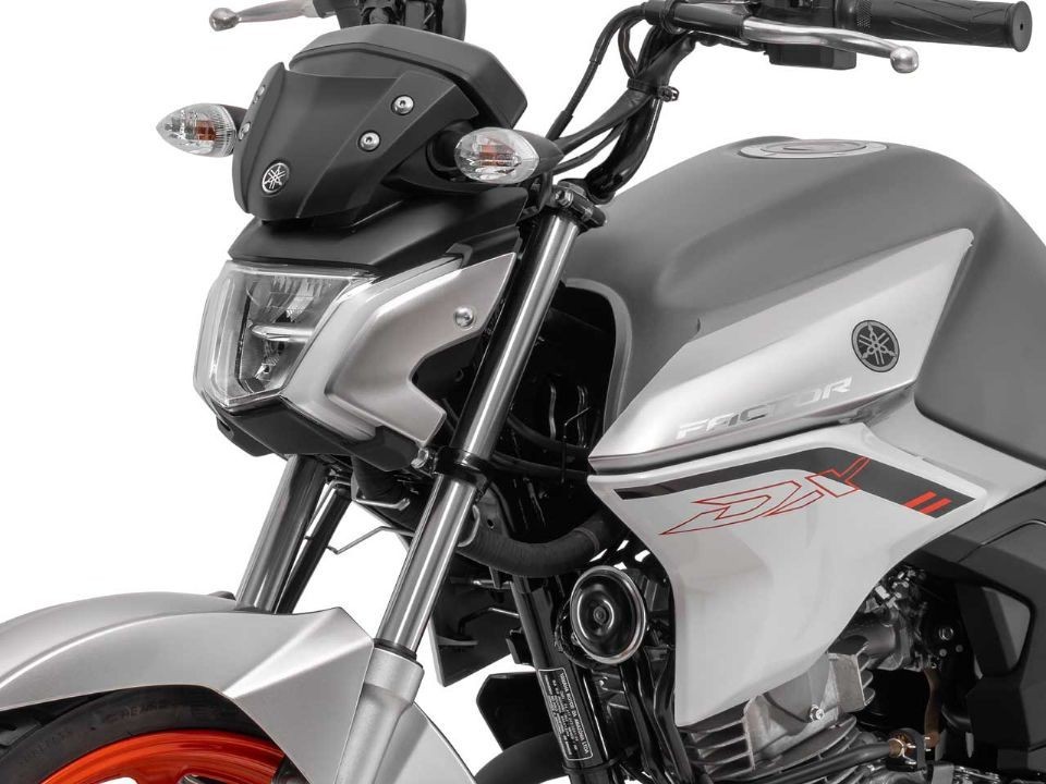 Tin xe trưa 26/2: Yamaha bất ngờ ra mắt mẫu xe 150cc gi&aacute; rẻ mới, thay Exciter &aacute;p chế Honda Winner R ảnh 1