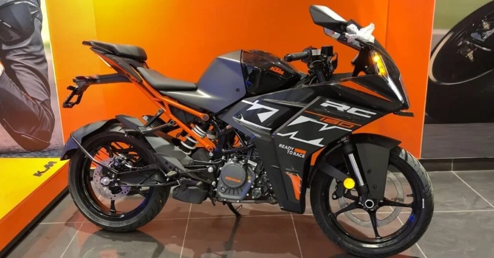 Ch&iacute;nh thức ra mắt &lsquo;vua c&ocirc;n tay&rsquo; 164cc mới gi&aacute; 46 triệu đồng, 'đ&egrave; bẹp' cả Yamaha Exciter v&agrave; Winner R ảnh 3