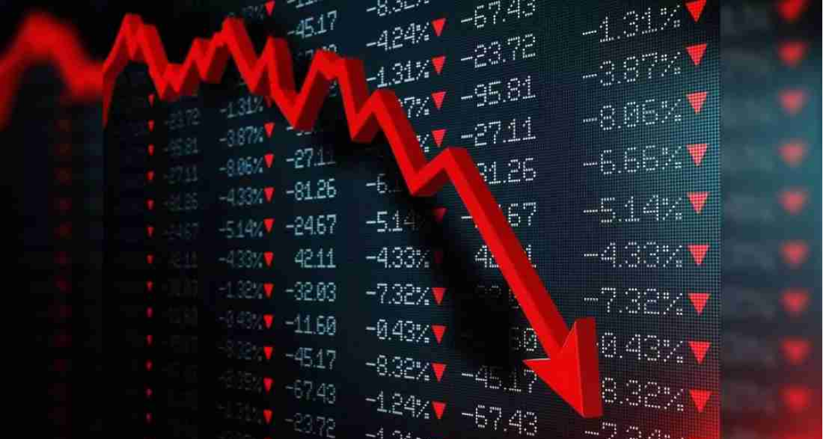 Căng thẳng Trung Đ&ocirc;ng k&eacute;o VN-Index &lsquo;rơi&rsquo; 32 điểm, 3 nh&oacute;m ng&agrave;nh nổi l&ecirc;n giữa sắc đỏ