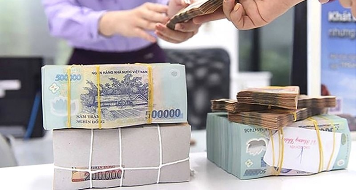 L&atilde;i suất b&ugrave;ng nổ đầu th&aacute;ng 3: 12 th&aacute;ng chạm 7%, xuất hiện mức 9%/năm