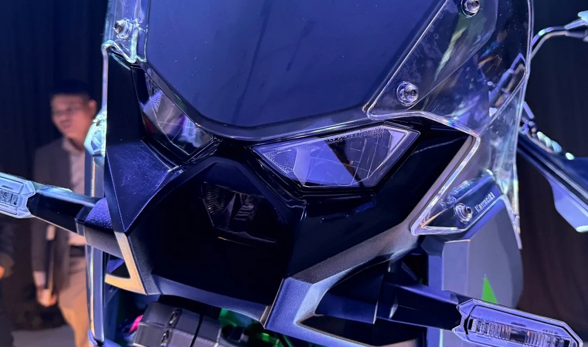 &lsquo;Vua c&ocirc;n tay&rsquo; mới &lsquo;Made in Japan&rsquo; ch&iacute;nh thức ra mắt: Chất hơn Honda Winner R v&agrave; Exciter, gi&aacute; hấp dẫn