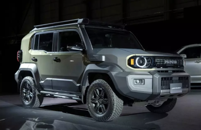 Điểm tin &ocirc; t&ocirc; 3/3: Toyota Land Cruiser FJ sắp về Việt Nam, Honda ưu đ&atilde;i l&ecirc;n tới 100 triệu đồng