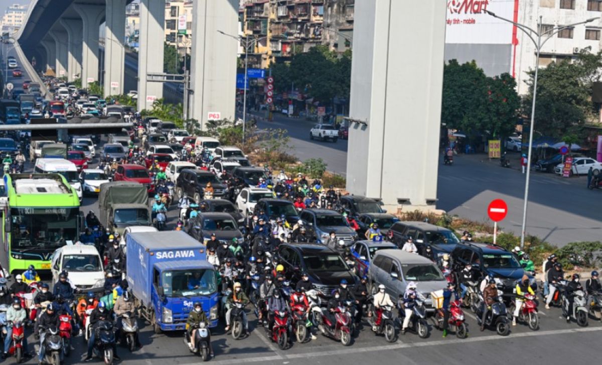 Danh s&aacute;ch c&aacute;c chủ xe phải nộp phạt nguội theo Nghị định 168: C&oacute; người đối mặt mức hơn 20 triệu đồng