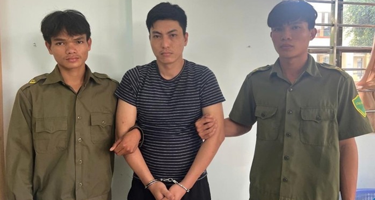 Đồng Nai: L&yacute; do người đ&agrave;n &ocirc;ng v&aacute;c rựa lẻn v&agrave;o tấn c&ocirc;ng bố mẹ vợ cũ trong đ&ecirc;m rồi bỏ trốn