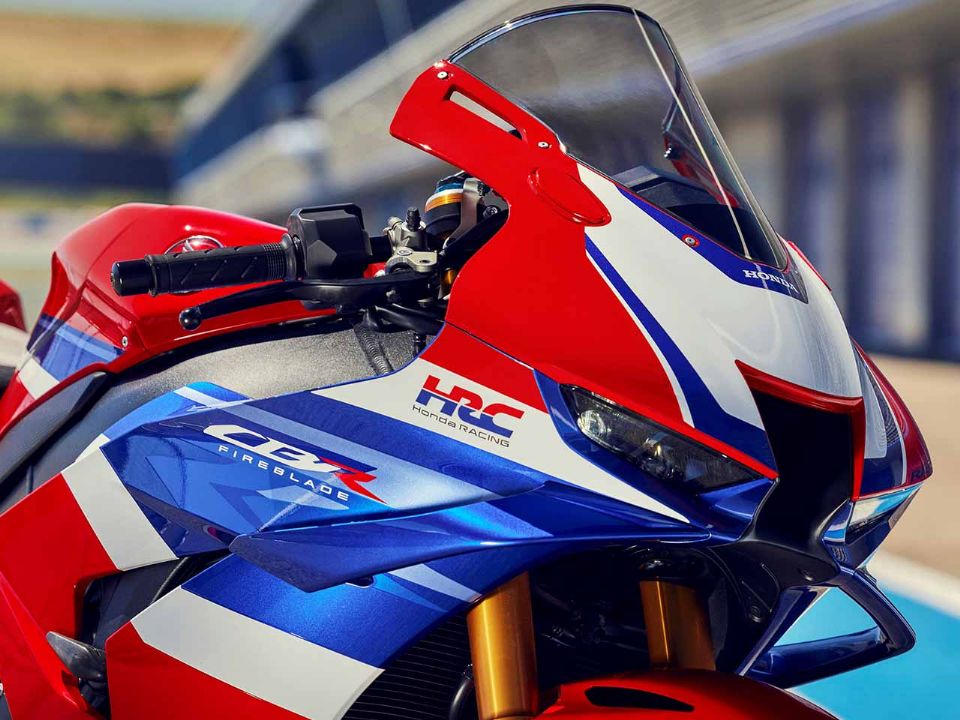 &lsquo;Vua c&ocirc;n tay&rsquo; mới của Honda tr&igrave;nh l&agrave;ng: Xịn hơn Winner R v&agrave; Yamaha Exciter, gi&aacute; rẻ so với trang bị