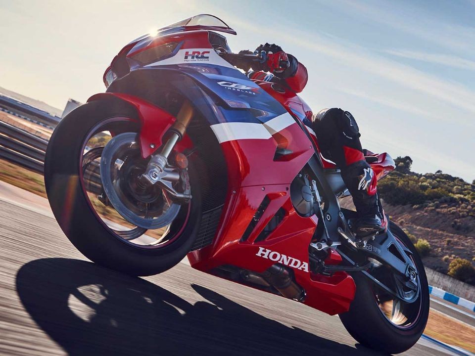 &lsquo;Vua c&ocirc;n tay&rsquo; mới của Honda tr&igrave;nh l&agrave;ng: Xịn hơn Winner R v&agrave; Yamaha Exciter, gi&aacute; rẻ so với trang bị ảnh 9