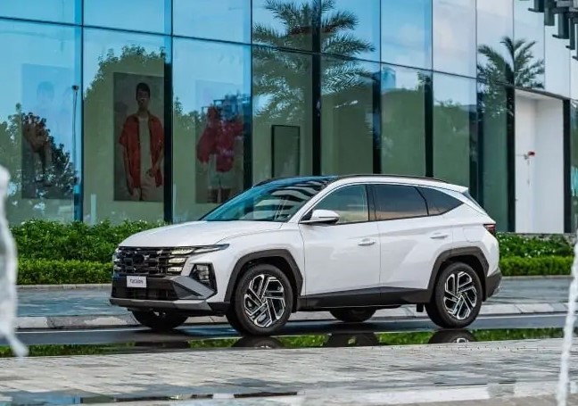 Cập nhật gi&aacute; lăn b&aacute;nh Hyundai Tucson đầu th&aacute;ng 3/2026 cực rẻ, &lsquo;g&acirc;y sốc&rsquo; cho Mazda CX-5 v&agrave; Honda CR-V
