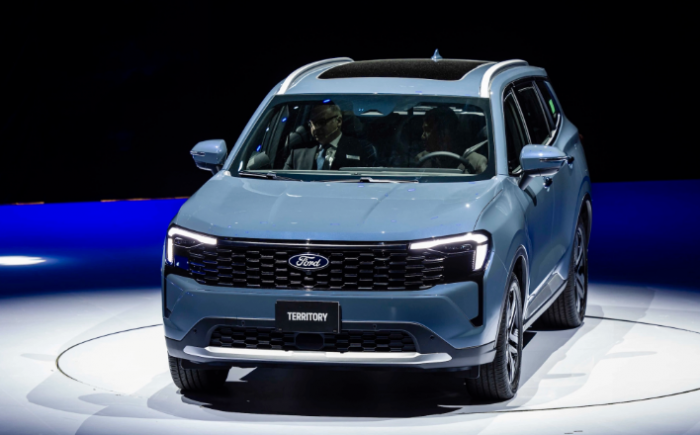 Điểm tin &ocirc; t&ocirc; 8/3: Nissan Almera 2026 ra mắt, Elantra lộ nội thất mới, gi&aacute; xe Ford th&aacute;ng 3 mới nhất