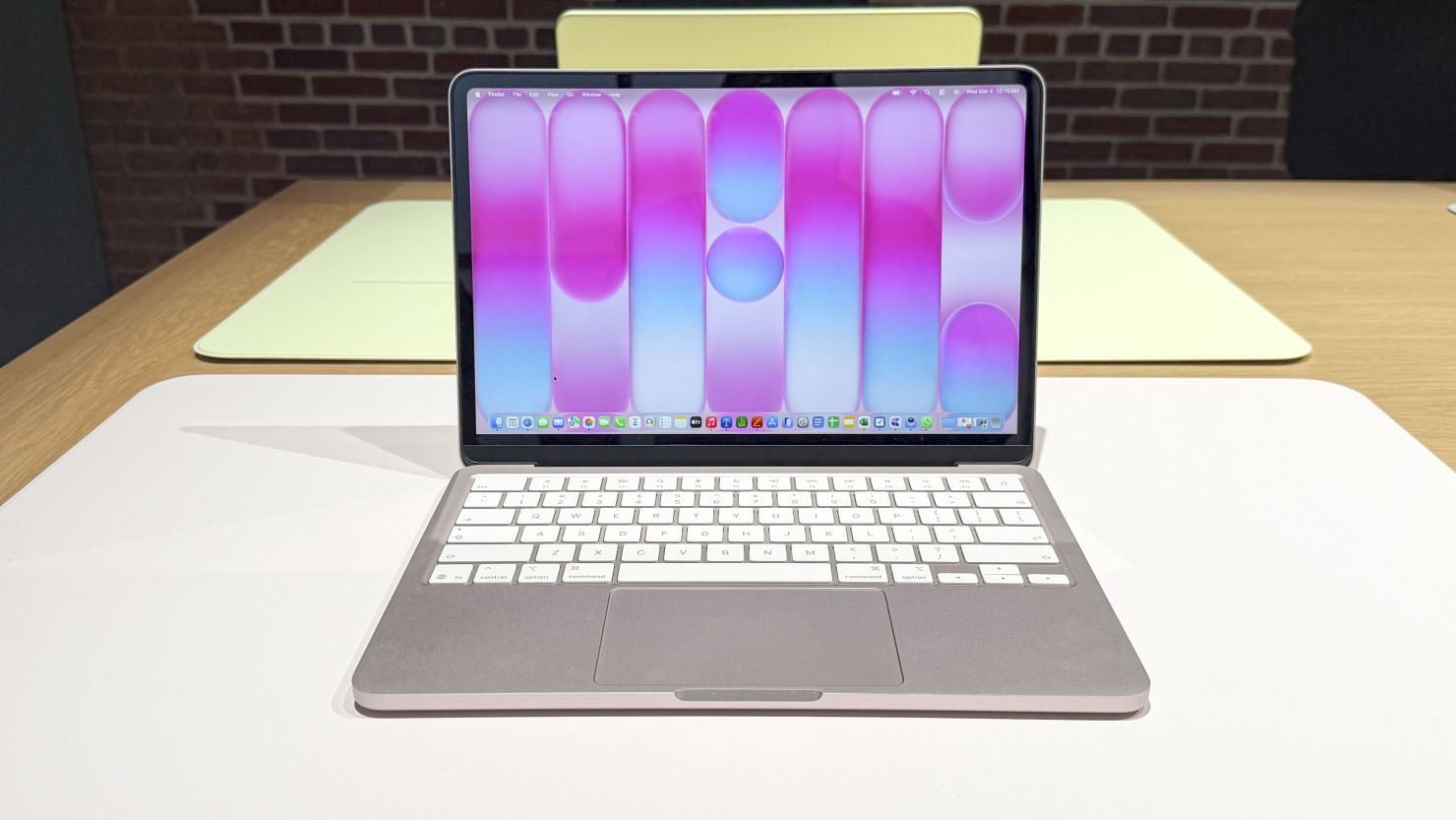 MacBook Neo bất ngờ vượt mặt Mac Pro đắt đỏ: Hiệu năng đơn nh&acirc;n g&acirc;y cho&aacute;ng d&ugrave; gi&aacute; chỉ hơn 16 triệu