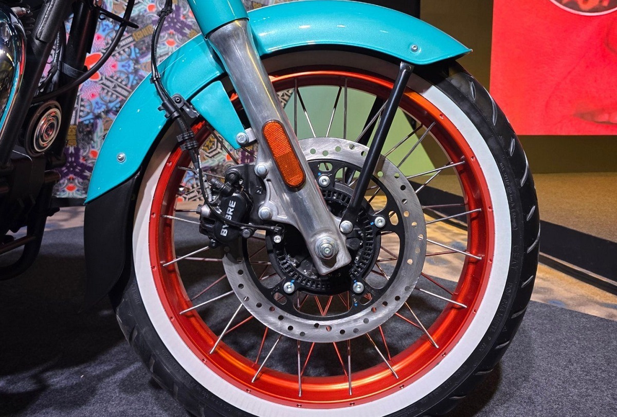 &lsquo;Huyền thoại c&ocirc;n tay&rsquo; mới của Anh ch&iacute;nh thức ra mắt: Đẳng cấp hơn Honda Winner R, c&oacute; ABS, gi&aacute; dễ mua