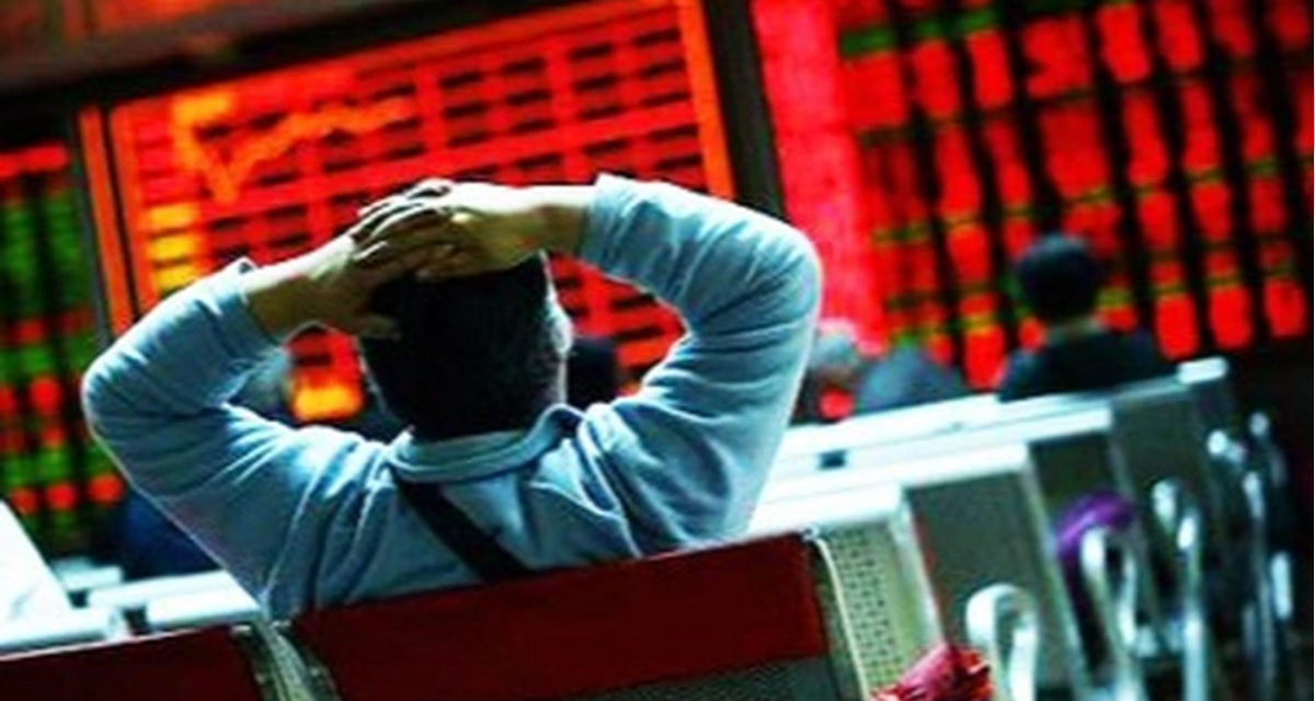 Sau c&uacute; rơi lịch sử 115 điểm, kịch bản n&agrave;o cho thị trường thời gian tới?