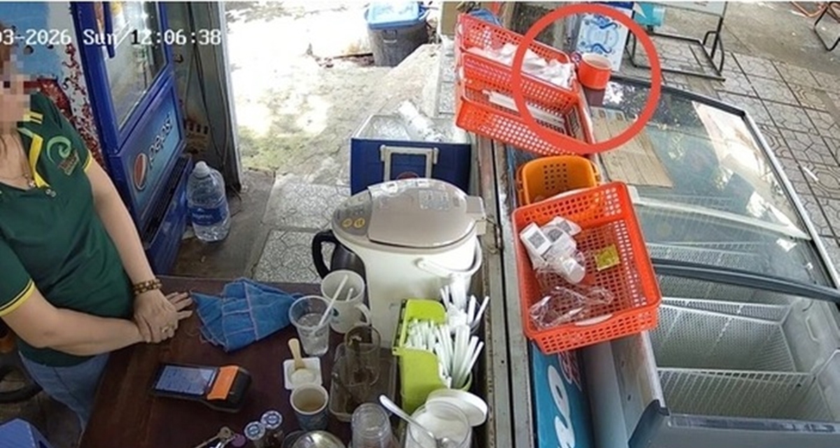 Sự thật bất ngờ vụ nh&acirc;n vi&ecirc;n Thảo Cầm Vi&ecirc;n S&agrave;i G&ograve;n bị tố kh&ocirc;ng cho kh&aacute;ch xin nước n&oacute;ng pha sữa cho con