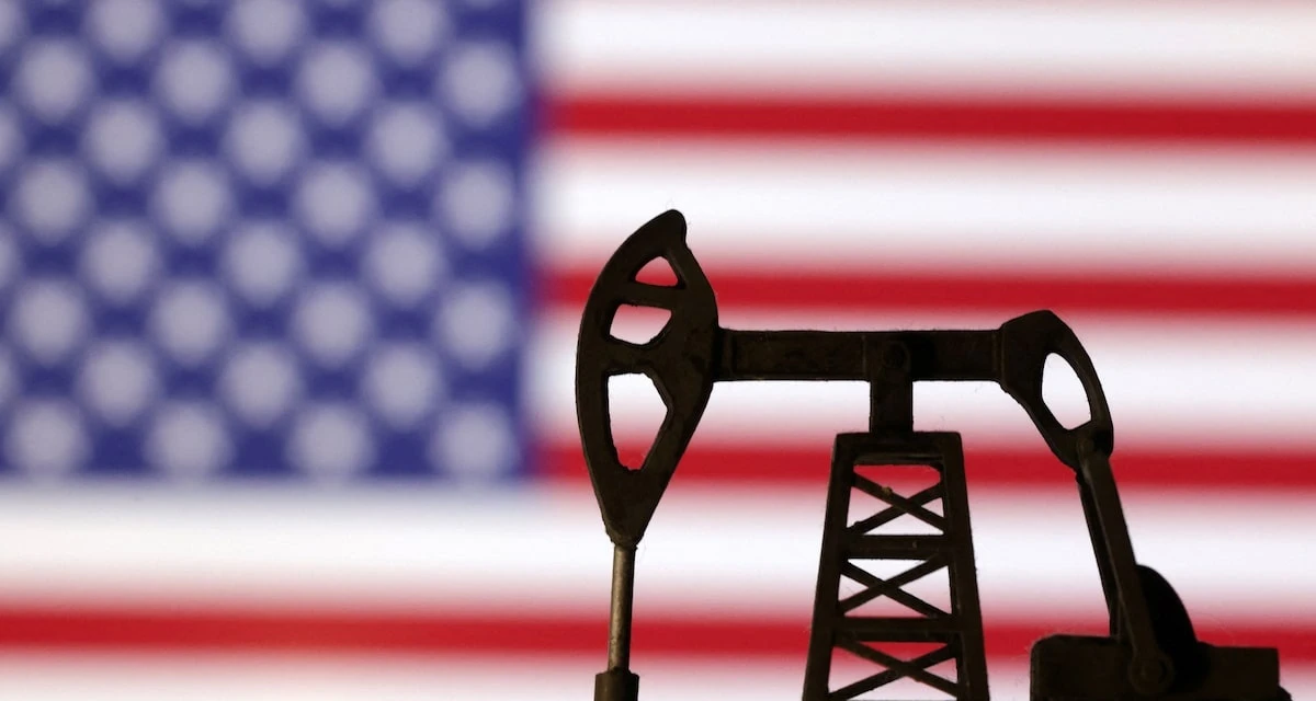 Động th&aacute;i lớn từ Mỹ: 172 triệu th&ugrave;ng dầu dự trữ sắp được xuất kho để hạ nhiệt gi&aacute; nhi&ecirc;n liệu