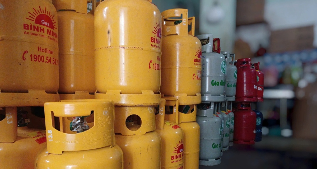 Gi&aacute; gas ng&agrave;y 12/3 tiếp tục điều chỉnh, b&igrave;nh 12kg vượt 504.000 đồng, chuyện g&igrave; đang xảy ra tr&ecirc;n thị trường?