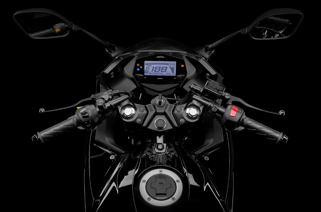 Suzuki ch&iacute;nh thức ra mắt &lsquo;vua c&ocirc;n tay&rsquo; 155cc mới gi&aacute; 68 triệu đồng: &Aacute;t v&iacute;a Honda Winner R v&agrave; Exciter ảnh 4