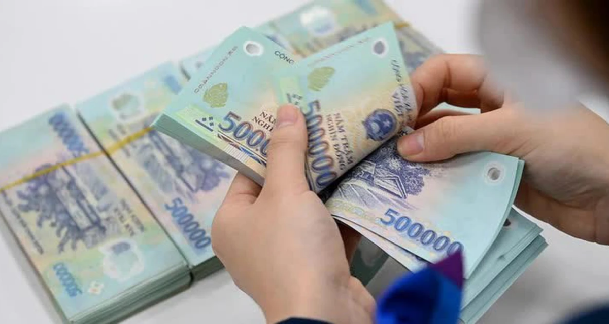 Th&ecirc;m ng&acirc;n h&agrave;ng điều chỉnh l&atilde;i suất, gửi tiết kiệm ở đ&acirc;u hưởng mức cao nhất?