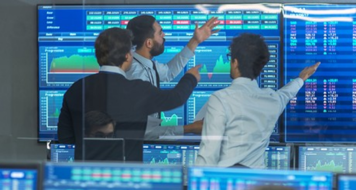 Khối ngoại b&aacute;n mạnh cổ phiếu dầu kh&iacute;, m&atilde; n&agrave;o bị xả nhiều nhất?