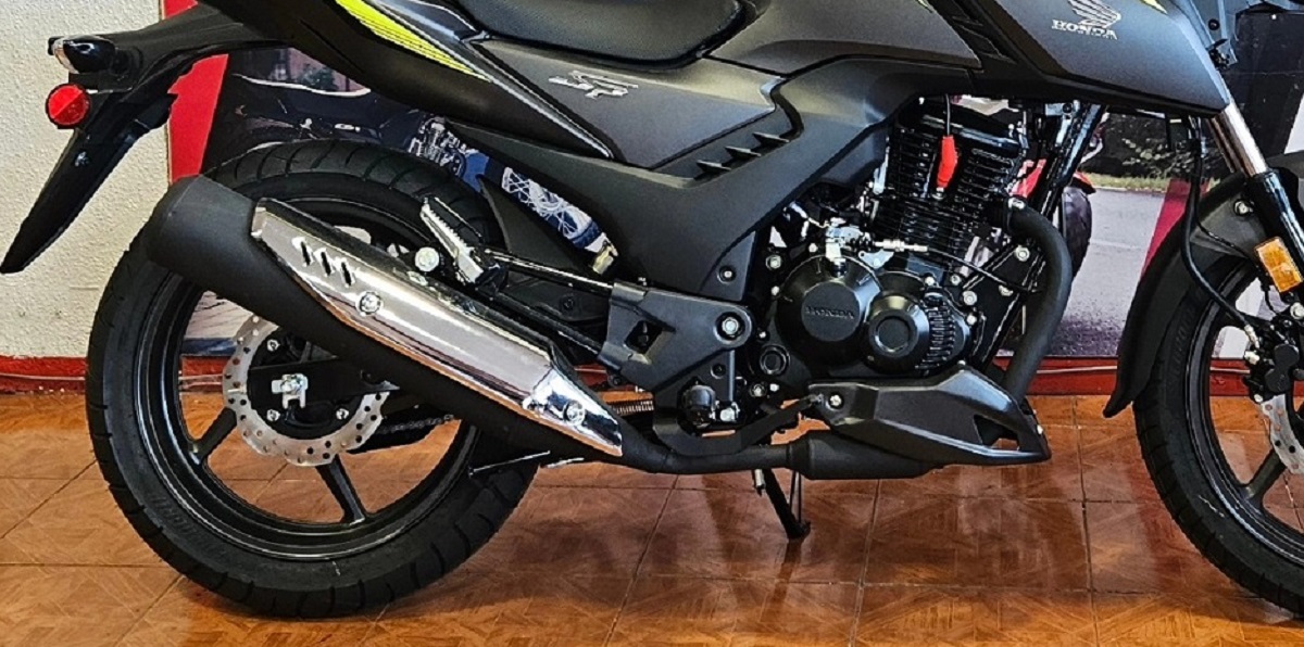 Tin xe m&aacute;y 17/3: Honda mở b&aacute;n &lsquo;&ocirc;ng ho&agrave;ng c&ocirc;n tay&rsquo; 163cc mới gi&aacute; 59 triệu đồng, đả bại Yamaha Exciter