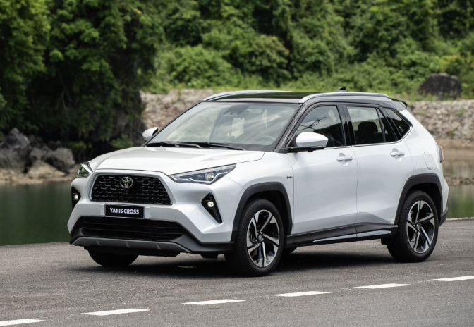 Điểm tin &ocirc; t&ocirc; 17/3: MPV điện Wuling Hongguang EV sắp b&aacute;n tại Việt Nam, xe hybrid giảm tới 300 triệu