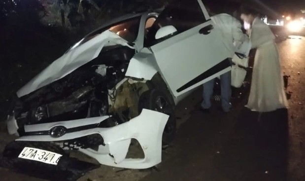 Xe tải t&ocirc;ng li&ecirc;n ho&agrave;n v&agrave;o 3 &ocirc; t&ocirc; con khiến 1 người tử vong: H&eacute; lộ nguy&ecirc;n nh&acirc;n g&acirc;y ra vụ tai nạn