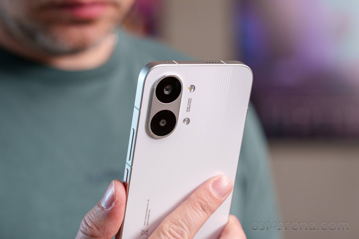 Đ&acirc;y l&agrave; vua gaming gi&aacute; rẻ vừa mở b&aacute;n ở Việt Nam: Rẻ hơn iPhone 17e, xịn s&ograve; kh&ocirc;ng thua iPhone 17