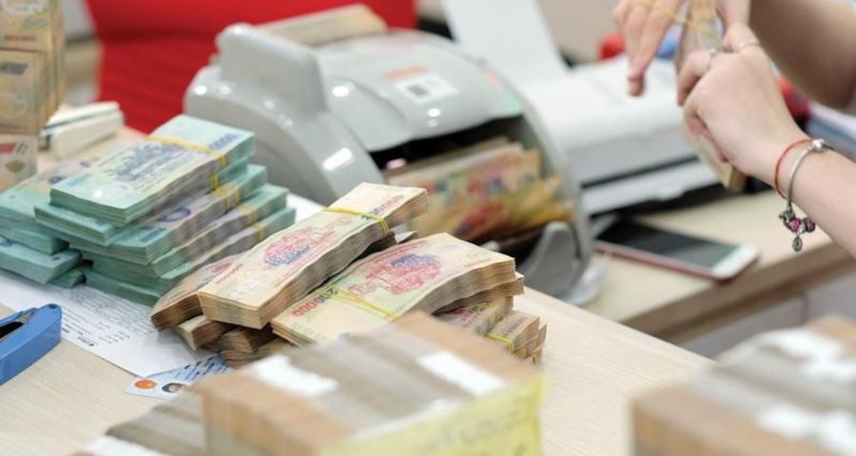 L&atilde;i suất tiền gửi tăng \'dồn dập\', c&oacute; ng&acirc;n h&agrave;ng l&ecirc;n tới 8,4%/năm