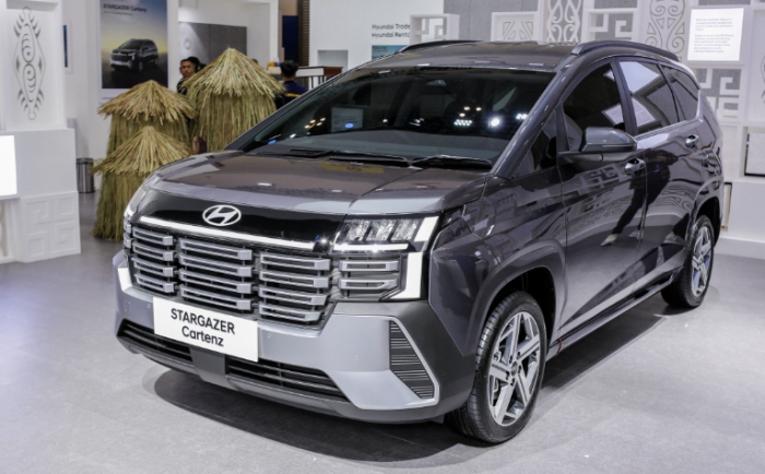 Điểm tin &ocirc; t&ocirc; 18/3: Hyundai Stargazer giảm &lsquo;chạm đ&aacute;y&rsquo;, b&aacute;n tải điện D-Max EV ch&iacute;nh thức &lsquo;tr&igrave;nh l&agrave;ng&rsquo;